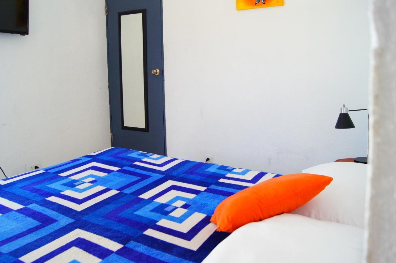 Hostal El Catrin *