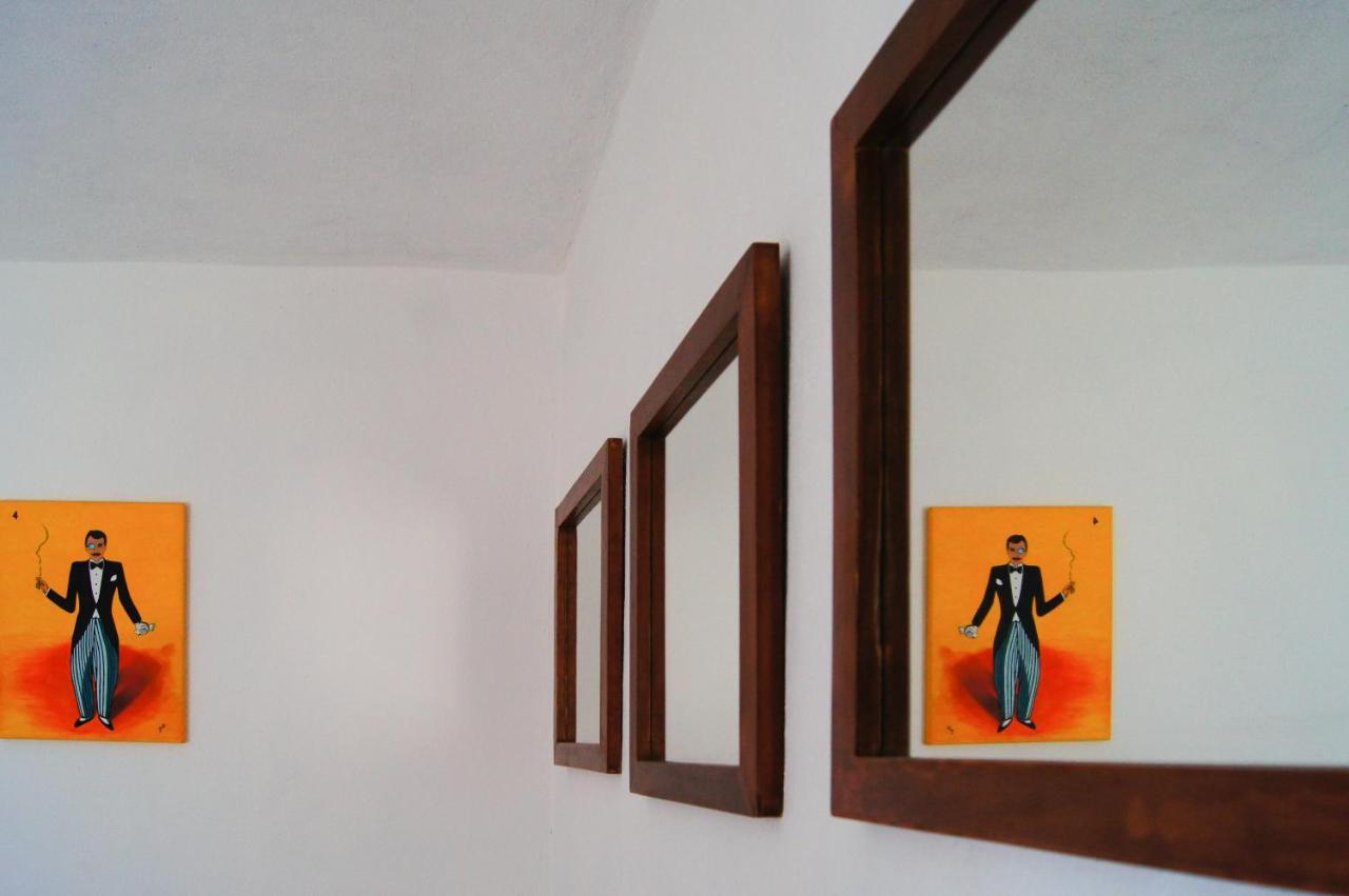 El Catrin Hostal *