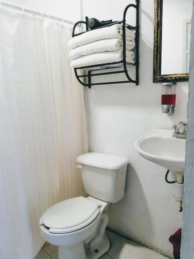 Hostal El Catrin *